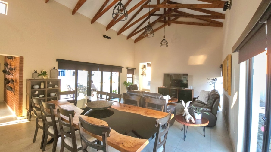 4 Bedroom Property for Sale in Landsmeer Residential Estate North West